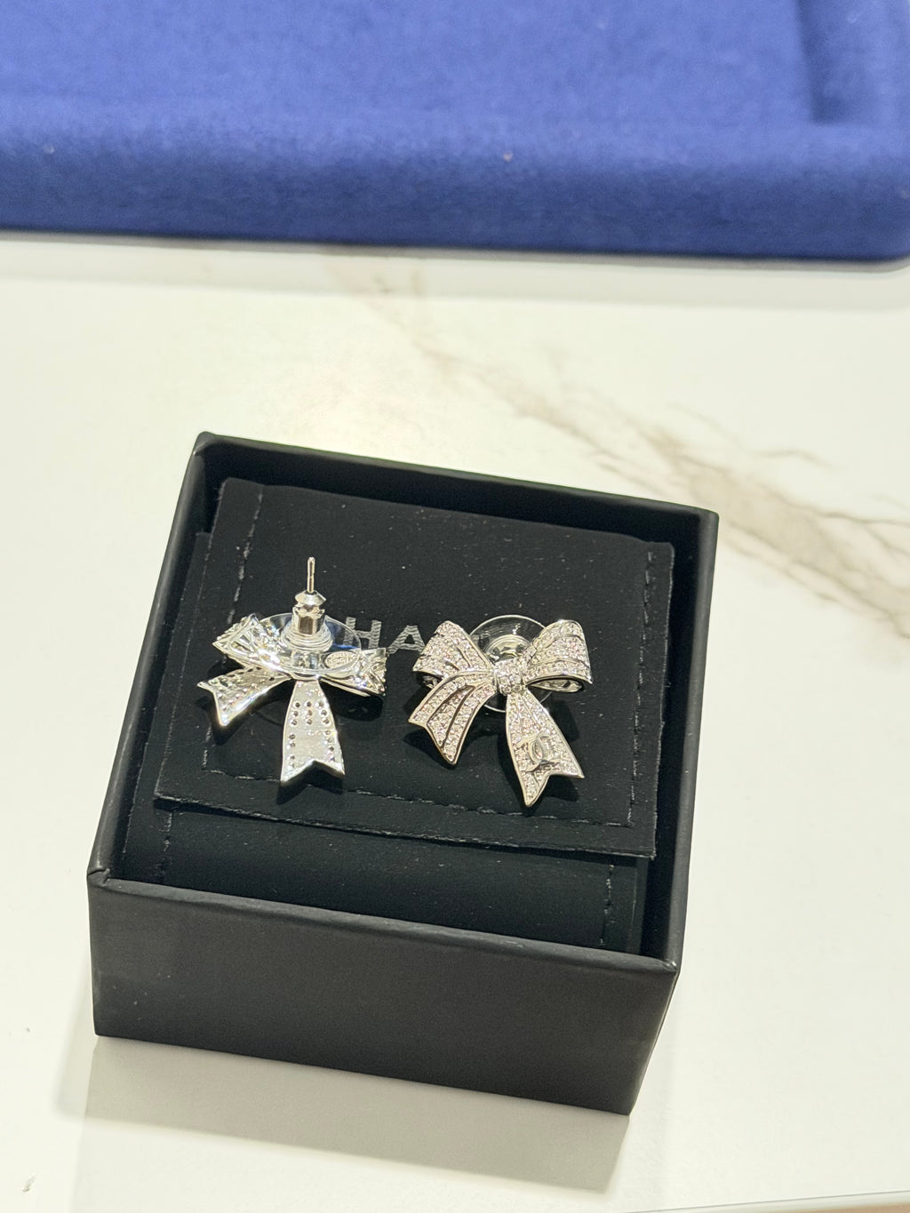 Put A Bow On It Earrings - Stainless