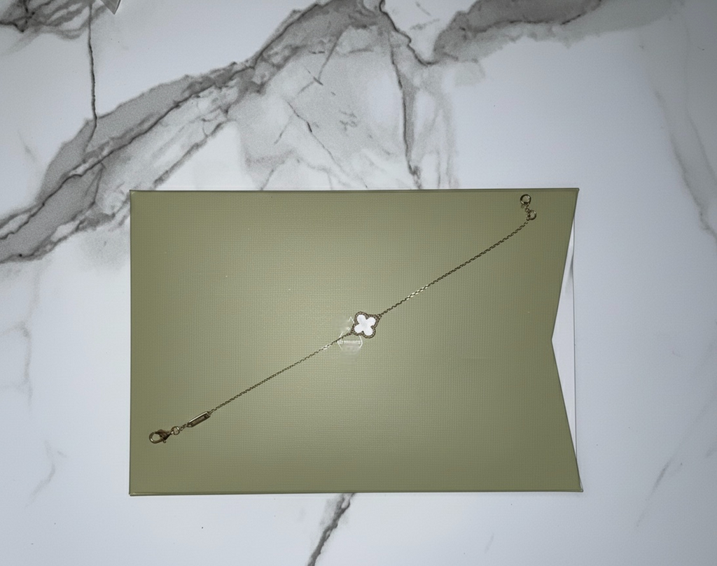 Stormy Bracelet - 18k Yellow Gold, White