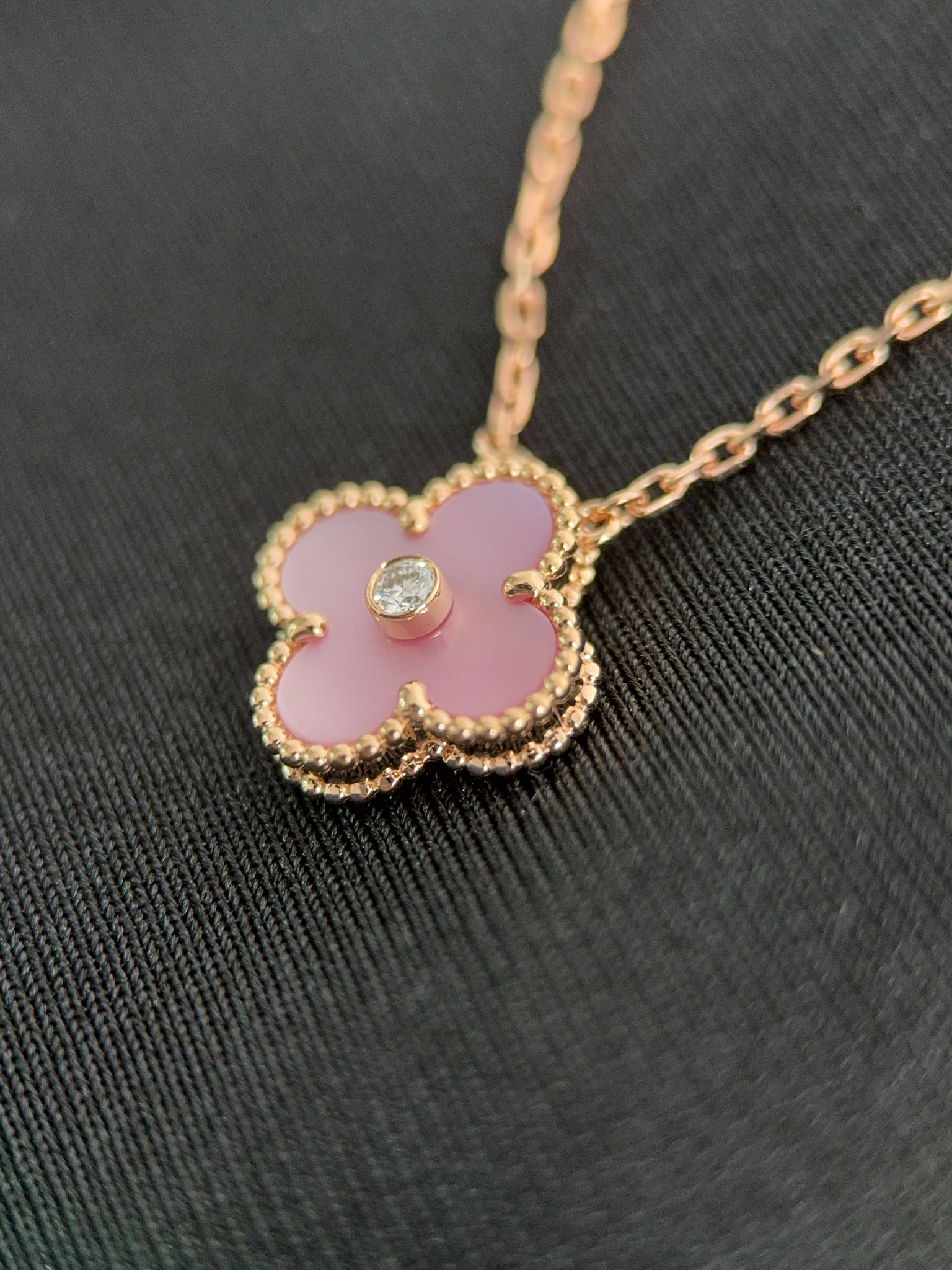 Bubbles Pendant - 18k Rose Gold, Pink (2025)
