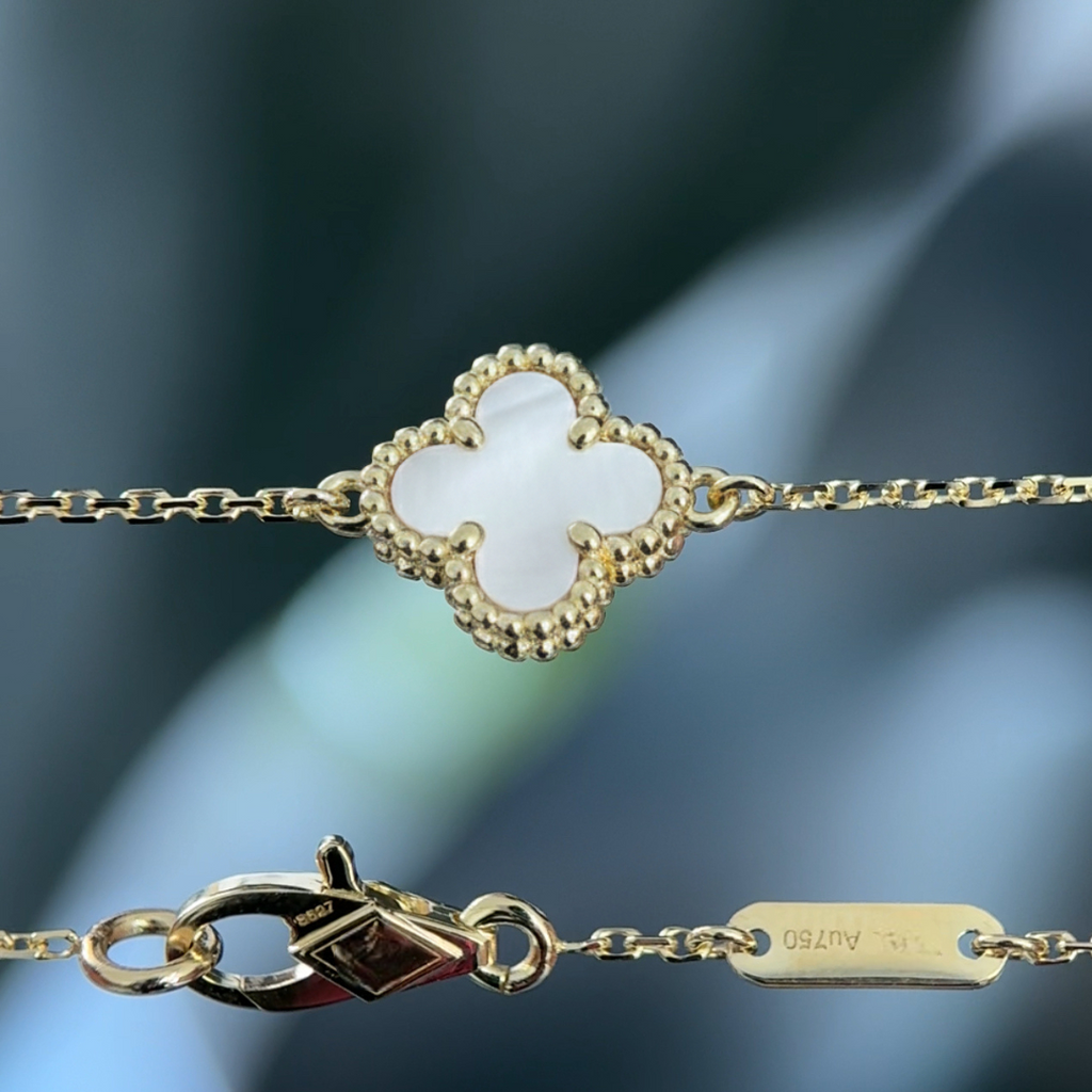 Stormy Bracelet - 18k Yellow Gold, White