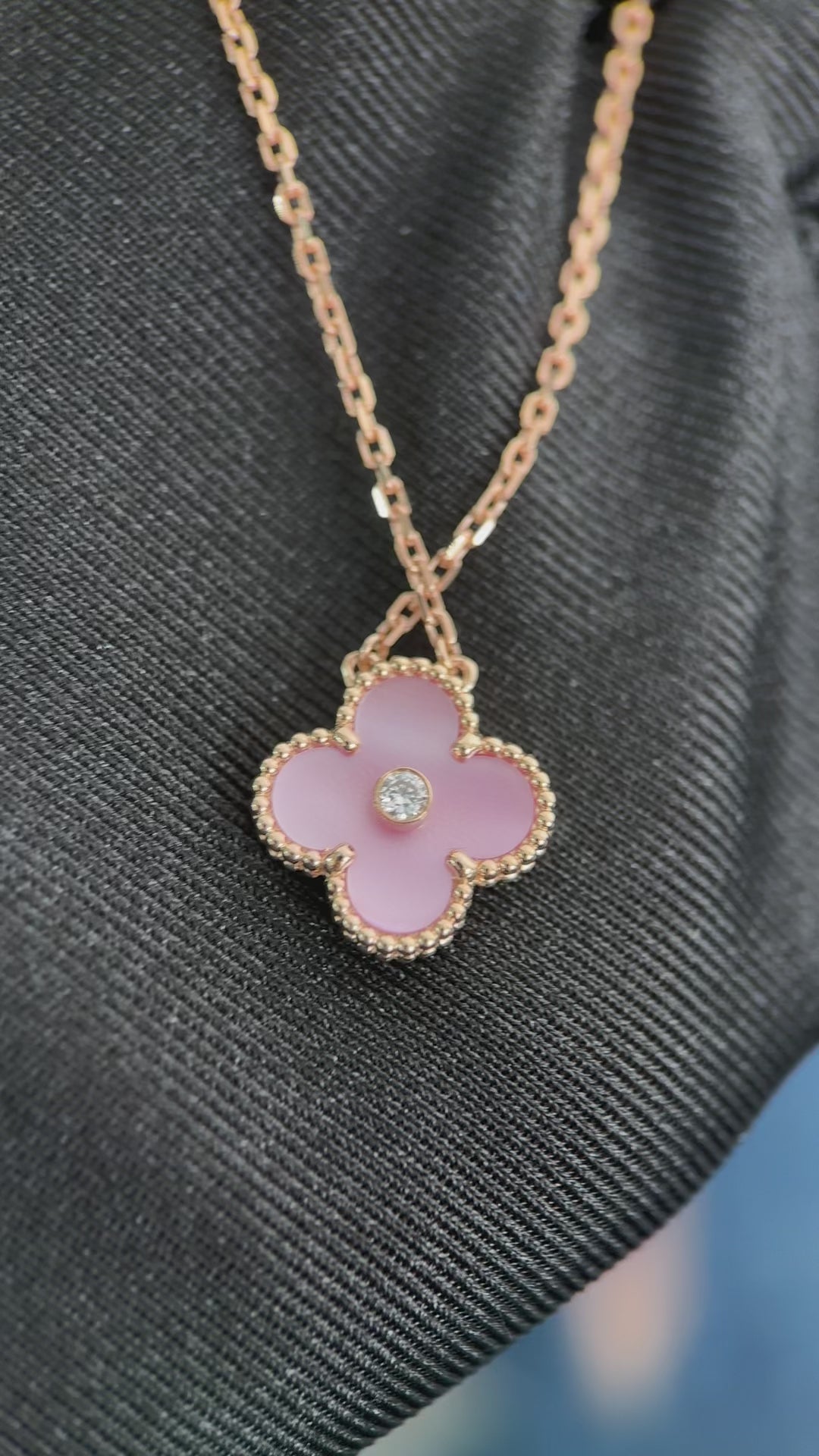 Bubbles Pendant - 18k Rose Gold, Pink (2025)
