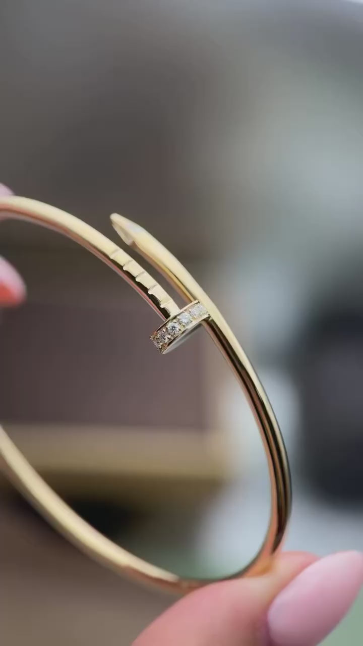 Get Hammered Bracelet - 18k Solid Gold (small)